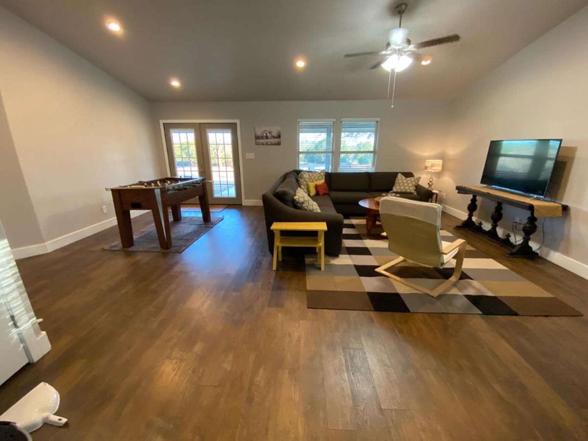 Texas Hill Country Ranch House - Great Views - Near Hidden Falls Park Smithwick Exterior photo